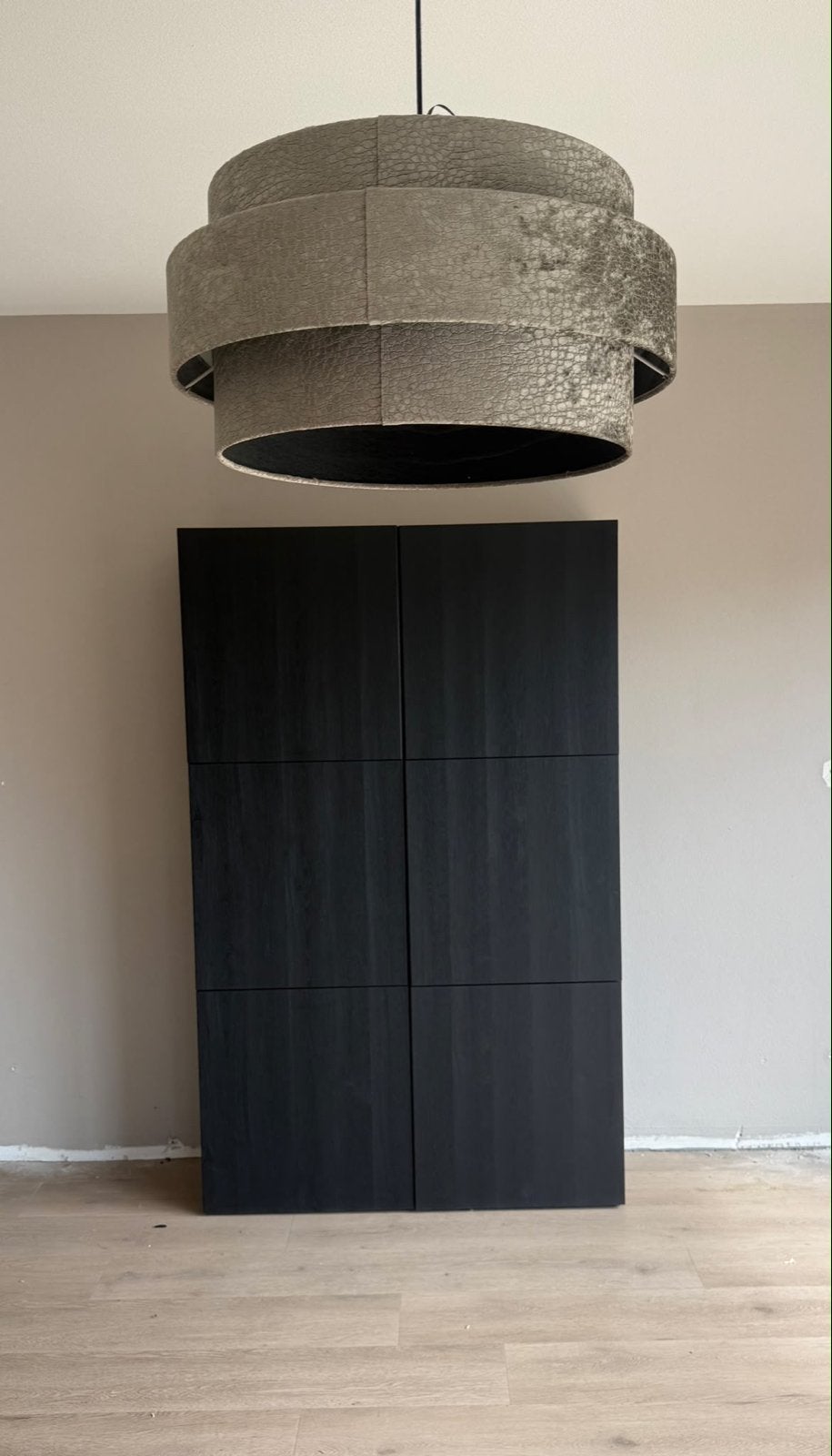 IKEA Besta kast met deuren, zwart, 120x42x193 cm, Ophalen, 100 tot 150 cm, Zo goed als nieuw, 150 tot 200 cm