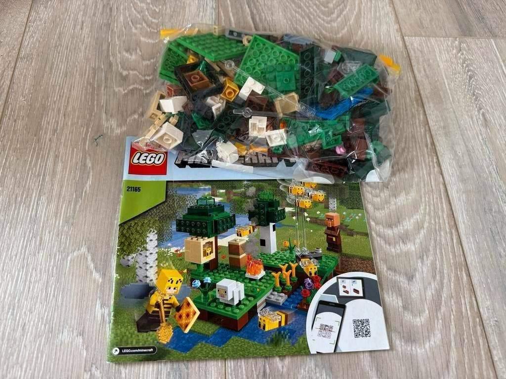 LEGO Minecraft De Bijenboerderij 21165, Ophalen of Verzenden, Zo goed als nieuw, Complete set