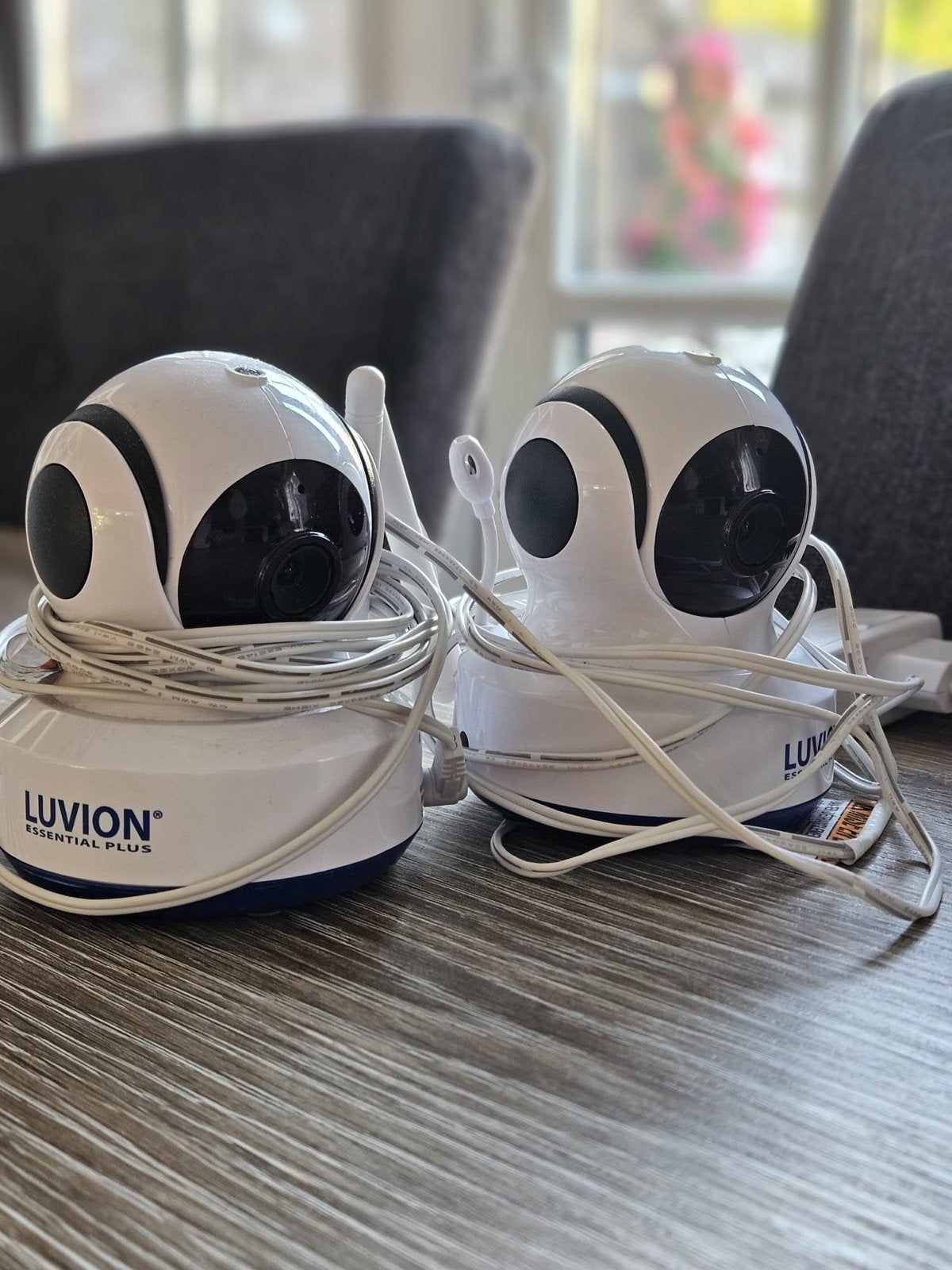 Luvion Essential Plus Digitale Draadloze Camera's (2 stuks), Kinderen en Baby's, Babyfoons, Ophalen of Verzenden, Zo goed als nieuw