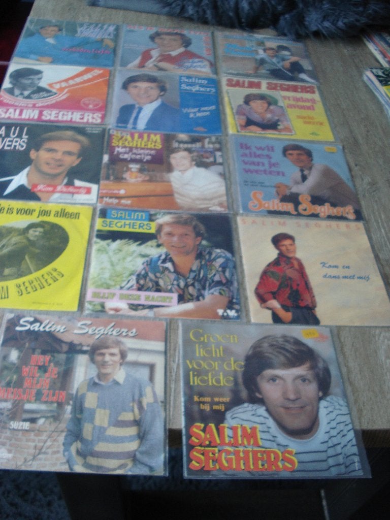 SALIM SEGHERS  OP SINGLE 14 X, 7 inch, Ophalen of Verzenden, Zo goed als nieuw, Beschermende buitenhoes