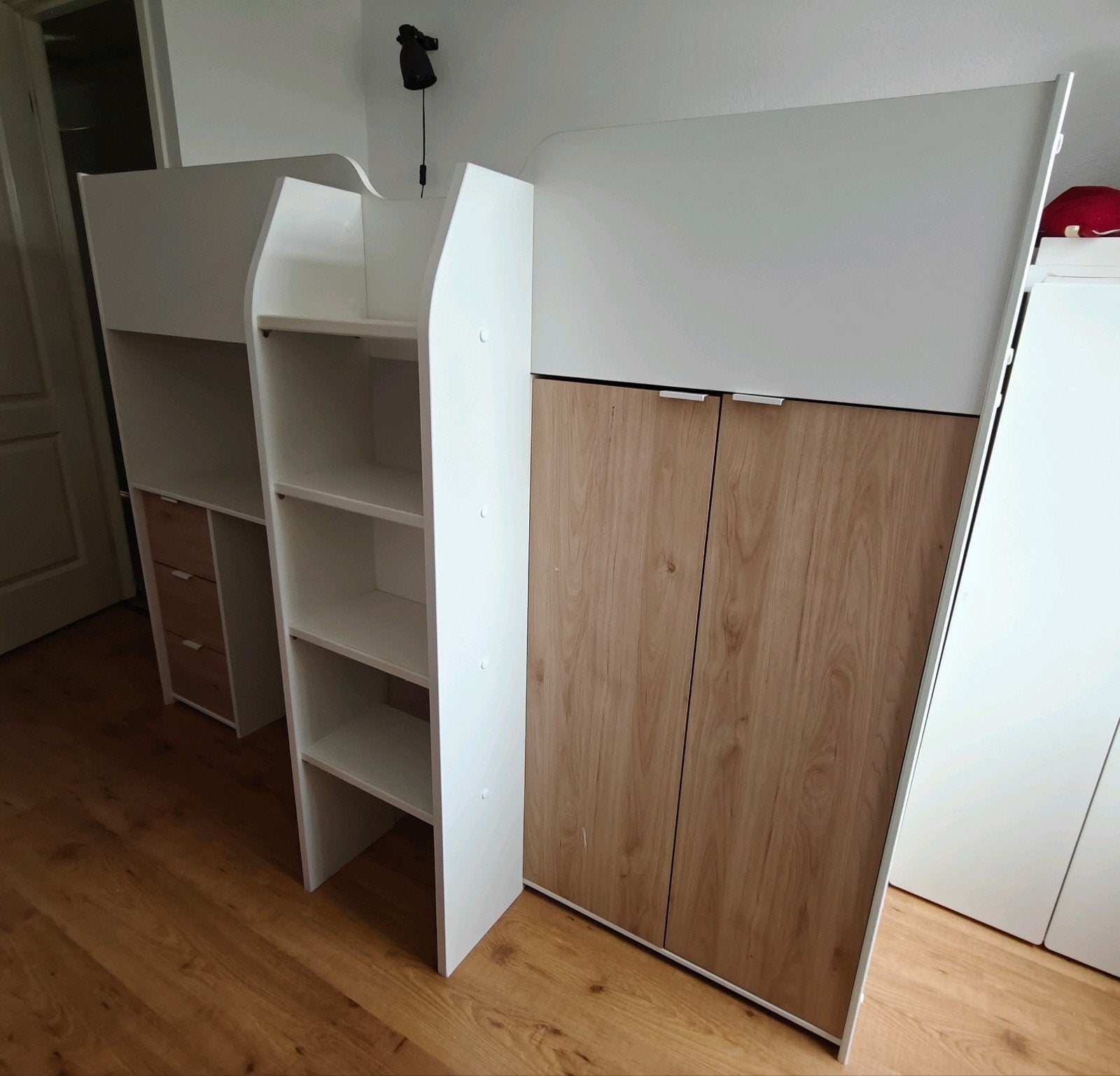 Leen Bakker Halfhoogslaper met bureau en kast - Wit/Hout, Gebruikt, 90 cm, Eenpersoons, Minder dan 160 cm