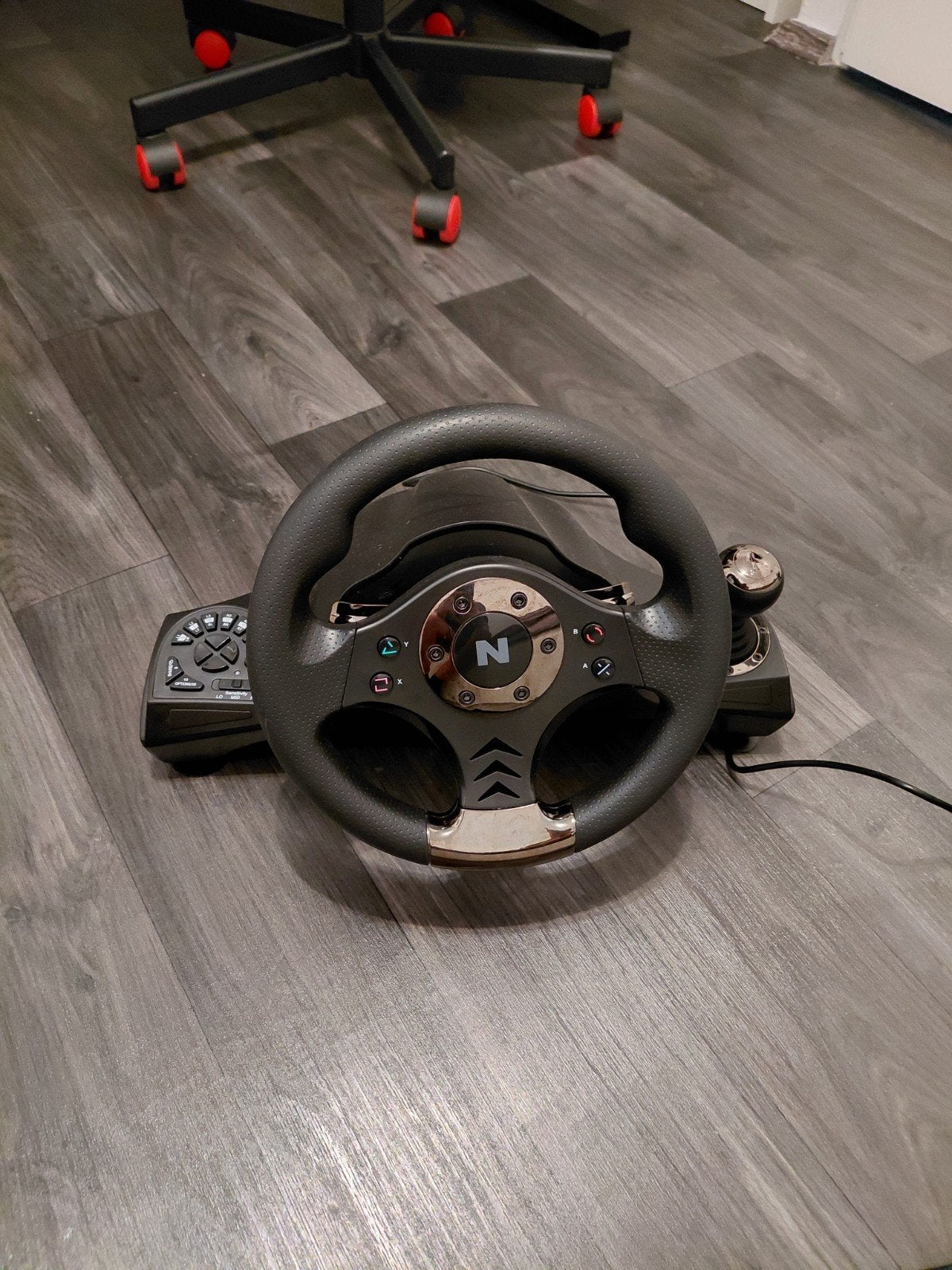 Gamingstuur nitho drive v16 met pedalen en een shifter, Ophalen, Zo goed als nieuw