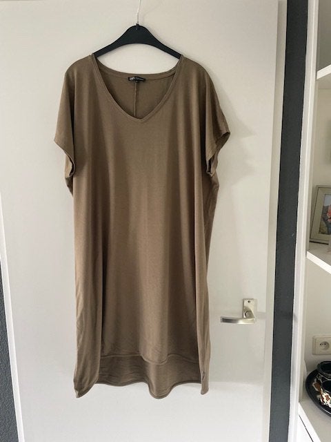 Mooie soepel vallende jurk van DIDI, Overige kleuren, Maat 46/48 (XL) of groter, Ophalen of Verzenden, Knielengte