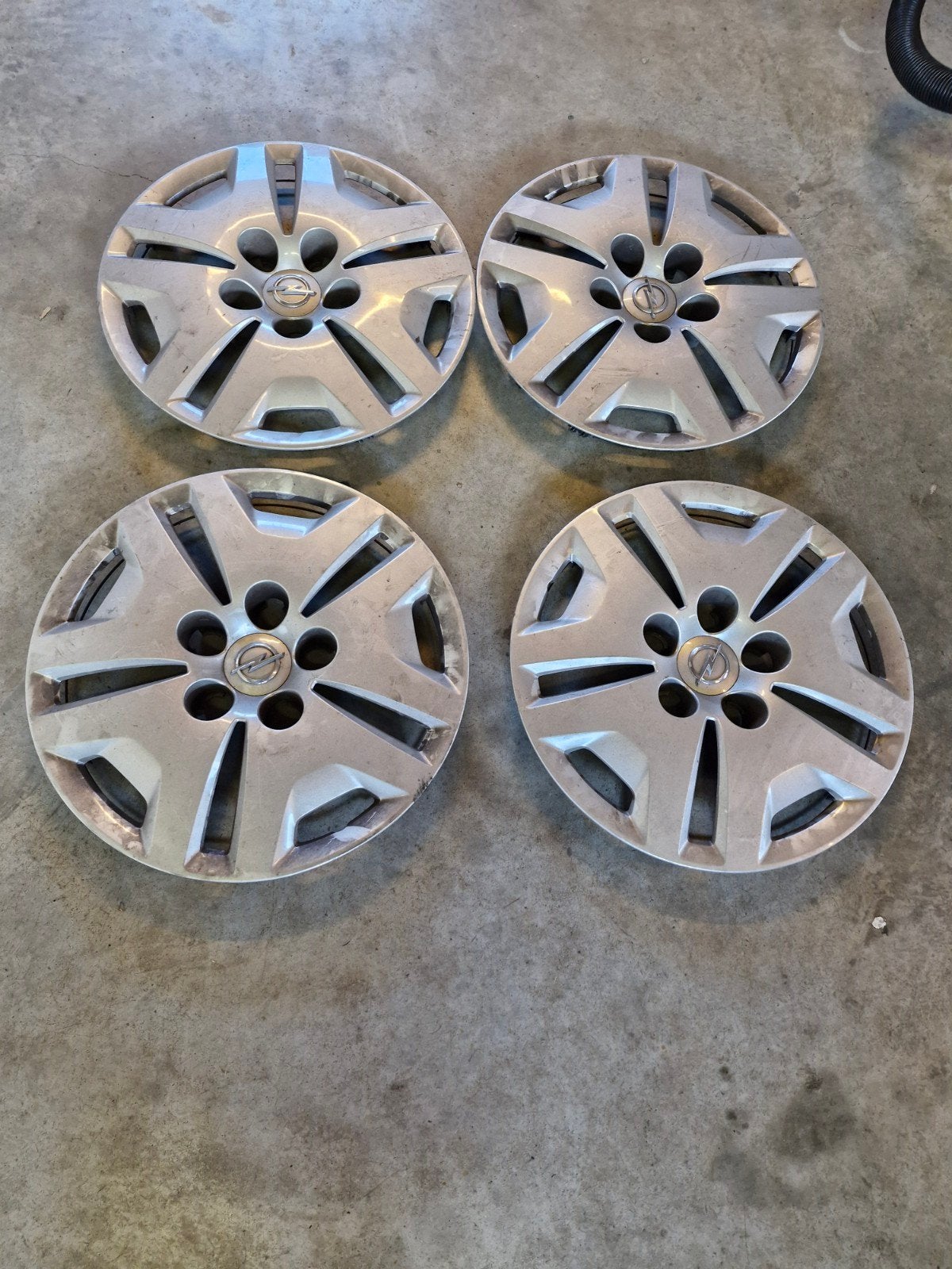 Wieldoppen Opel 16 inch, Gebruikt, Ophalen of Verzenden
