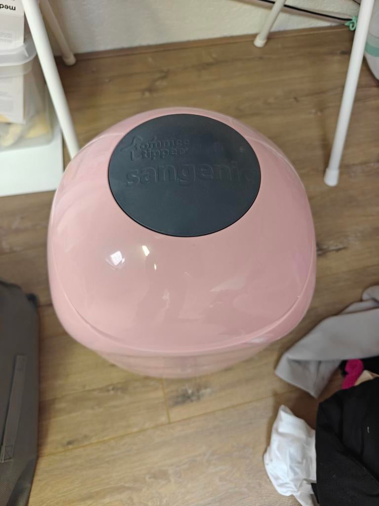 Tommee Tippee Sangenic luieremmer roze, Ophalen, Gebruikt