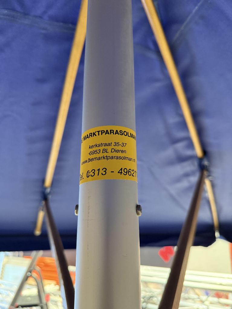 Marktparasol, Tuin en Terras, Parasols, Ophalen, Zo goed als nieuw, 3 tot 4 meter, Parasolvoet