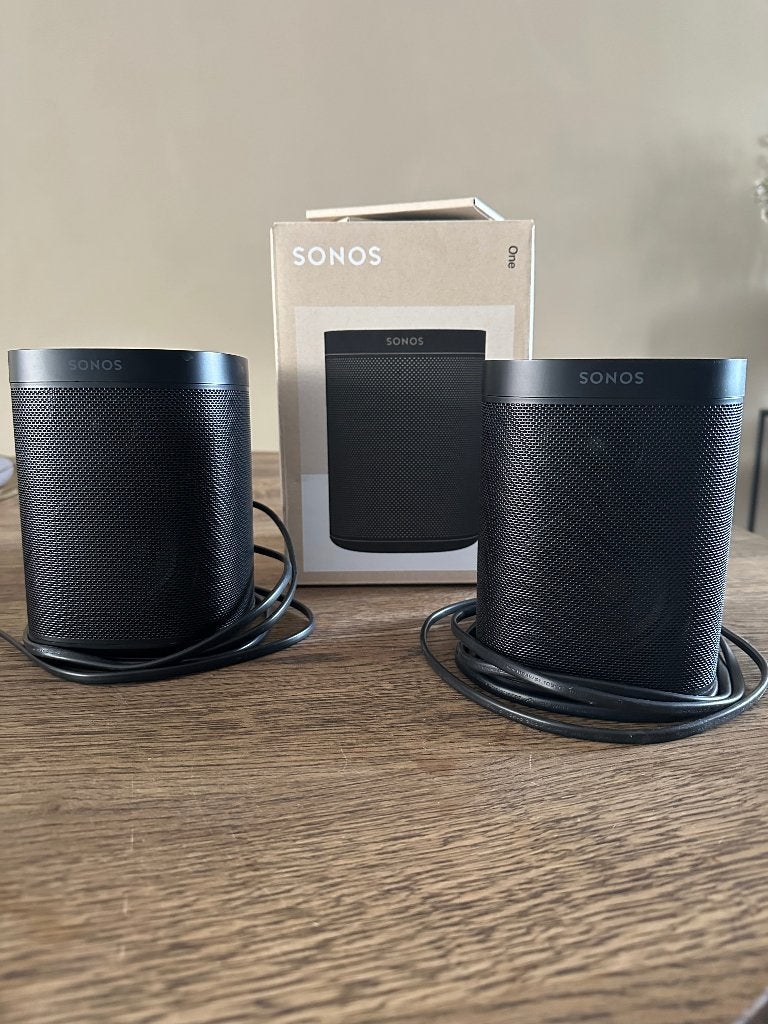 Sonos One set Gen 2 incl. ophangbeugels