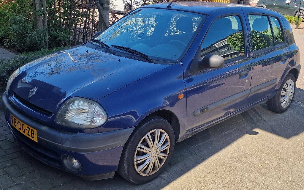 Renault Clio 1.6 RN 1999 Blauw, Stof, 40 €/maand, 4 cilinders, Blauw