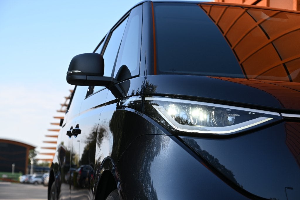 Volkswagen ID. Buzz Cargo 79 kWh Blue 454 km 2x schuifdeur, Automaat, Zwart, 286 pk, Lane Keeping Assist