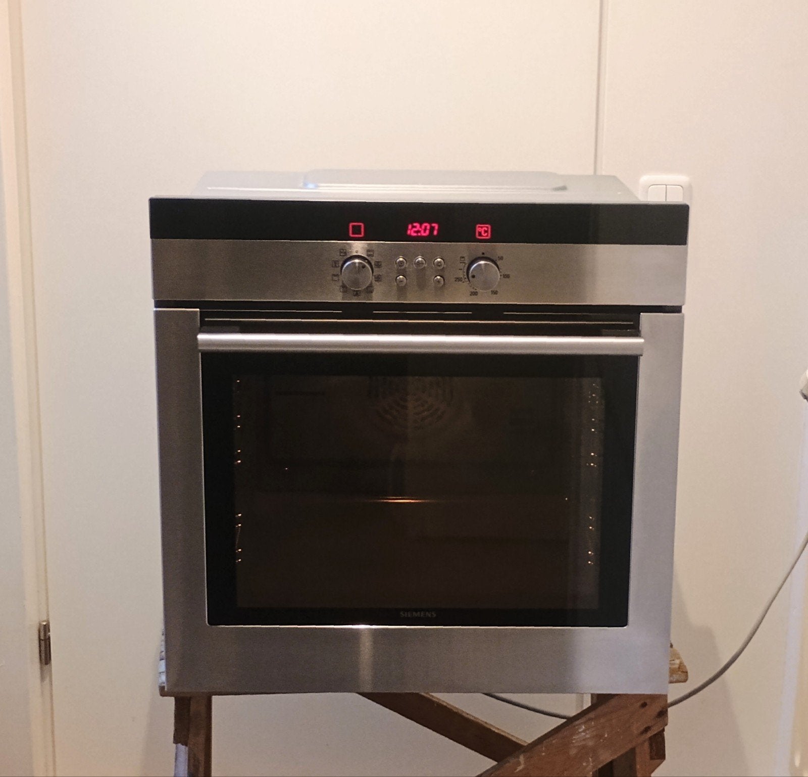 Siemens inbouw heteluchtoven E-nr HB330550 Type HTHB33, Gebruikt, Siemens, Ophalen of Verzenden, Heteluchtoven