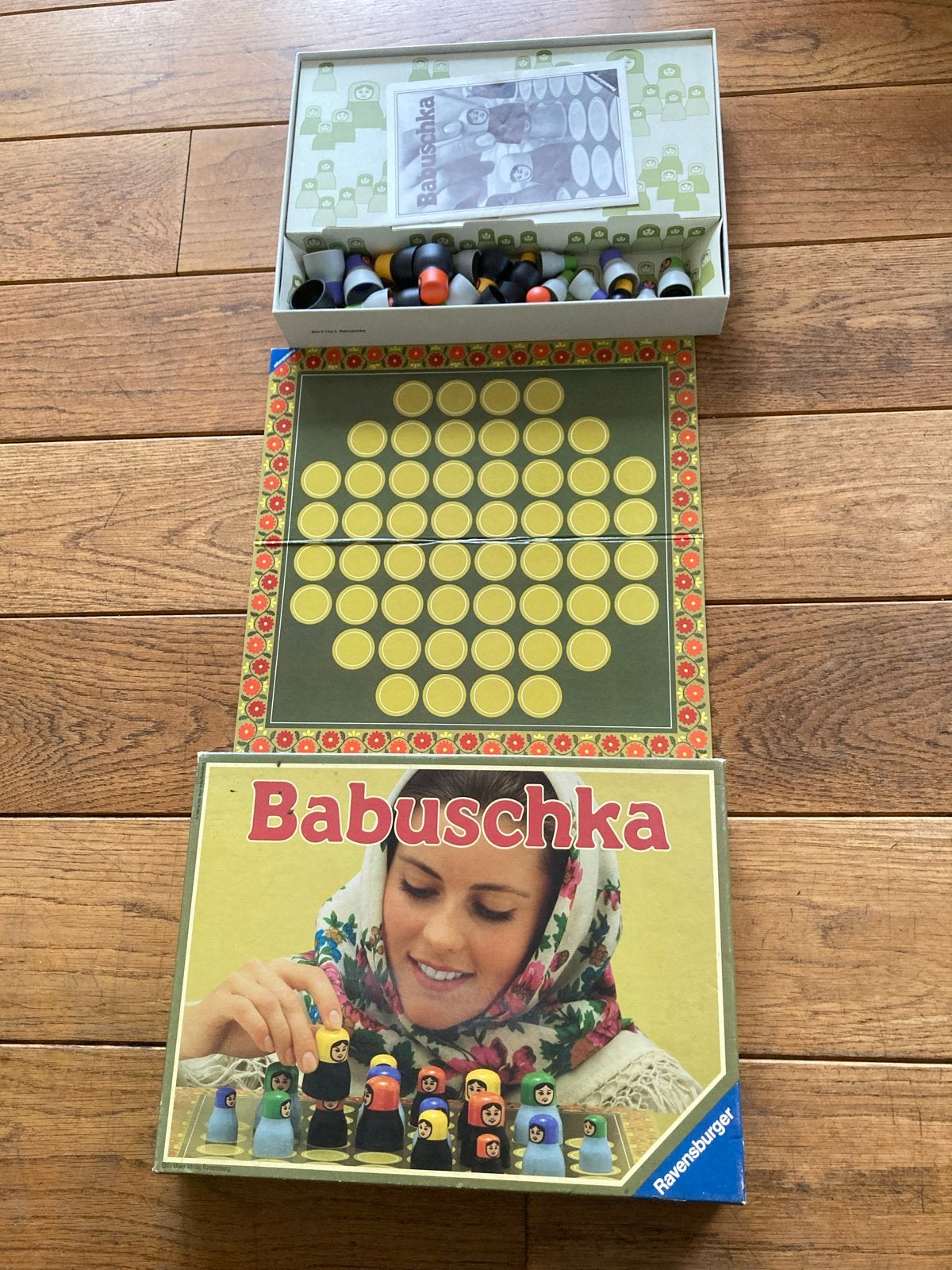 Babuschka Bordspel Ravensburger - Klassiek Gezelschapsspel, Drie of vier spelers, Ophalen of Verzenden, Zo goed als nieuw