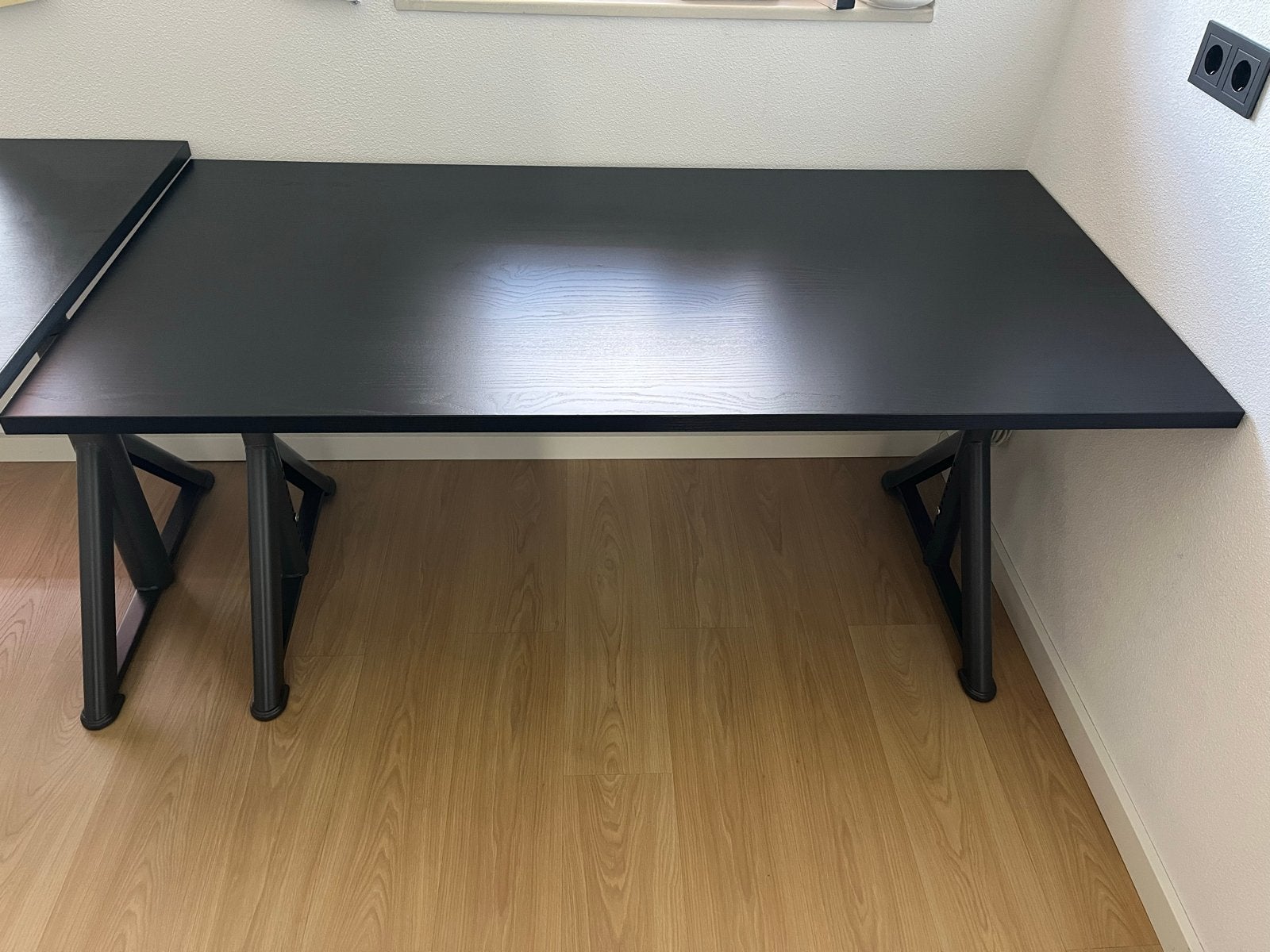 IKEA Idåsen bureau 160x80 zwart/donkergrijs, Huis en Inrichting, Ophalen, Zo goed als nieuw, IKEA, Zwart