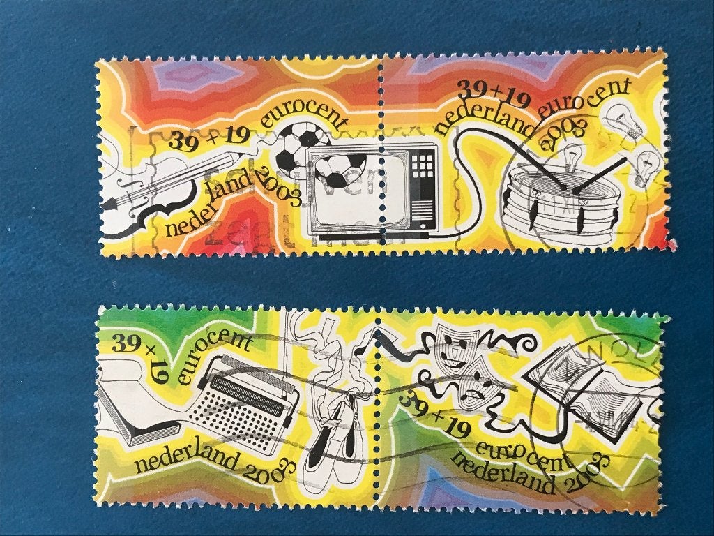 2 strookjes kinderpostzegel 2003, Postzegels en Munten, Ophalen of Verzenden, Na 1940, Gestempeld