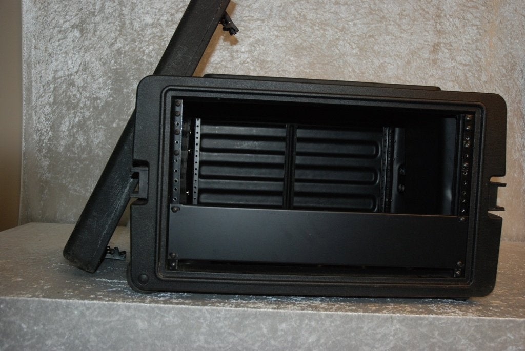 SKB 19 inch flightcase op wielen als trolley  <26260247>, Gebruikt, ., Drums of Percussie, Ophalen of Verzenden