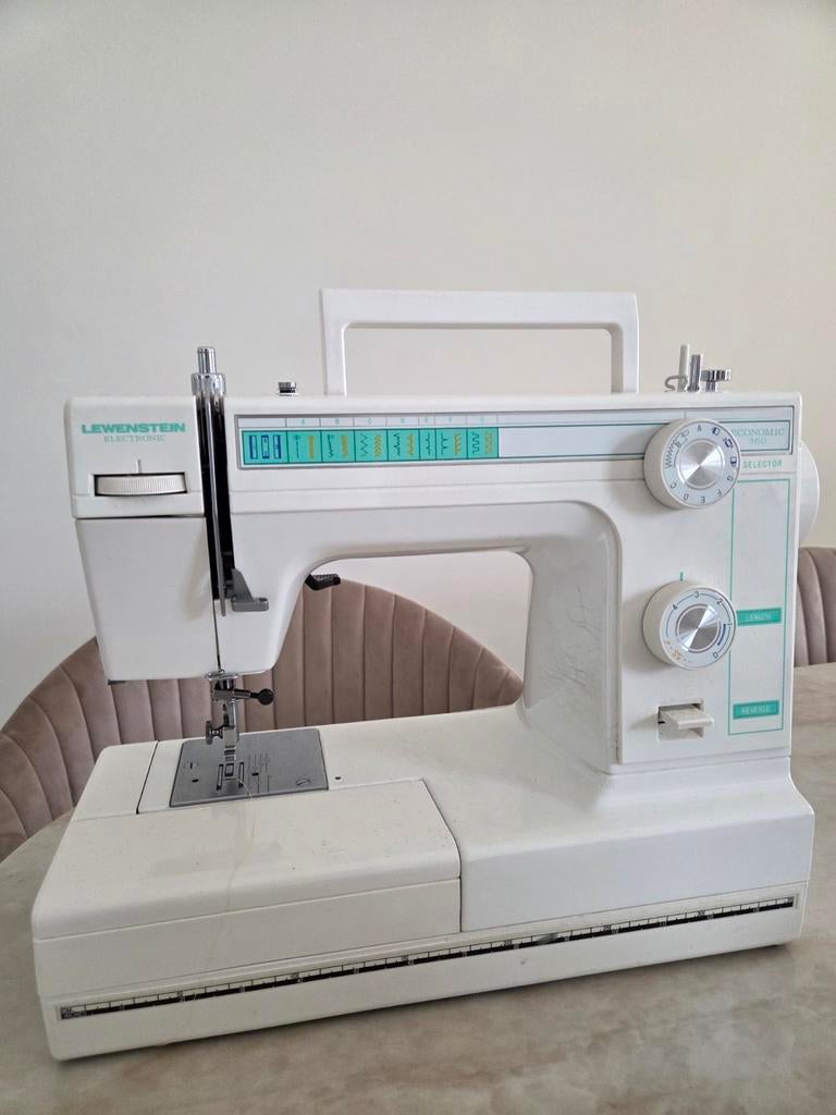 Lewenstein naaimachine € 50,-, Ophalen of Verzenden, Zo goed als nieuw, Naaimachine, Overige merken