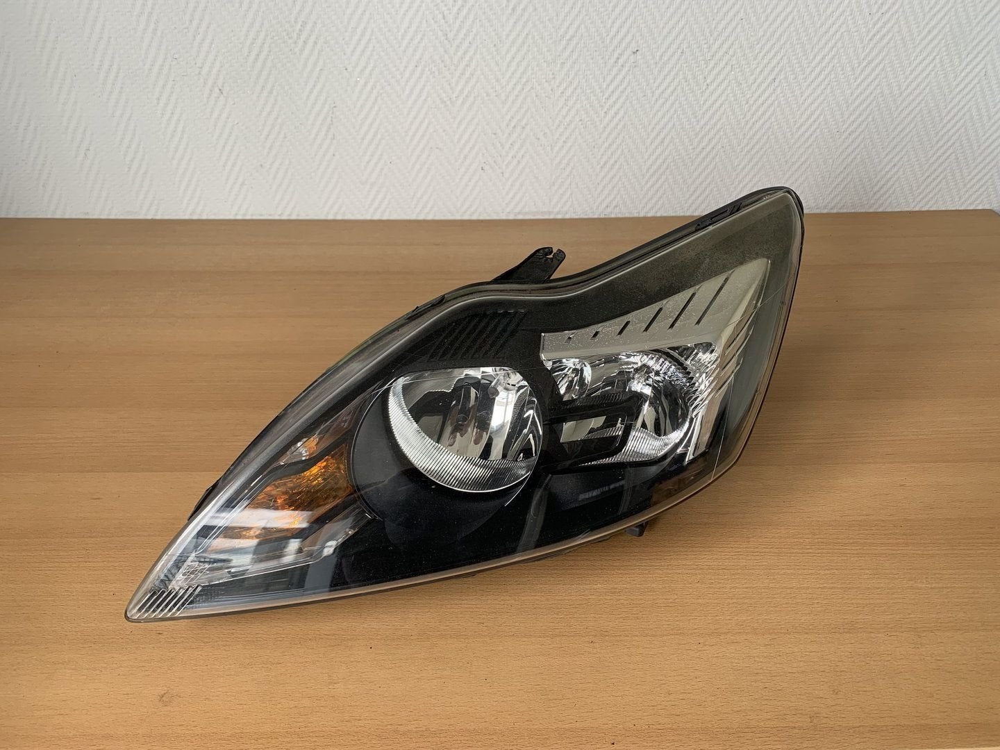 koplamp links ford focus II 2008 tot 2012 zwart binnenwerk, Gebruikt, -, -, Ophalen of Verzenden