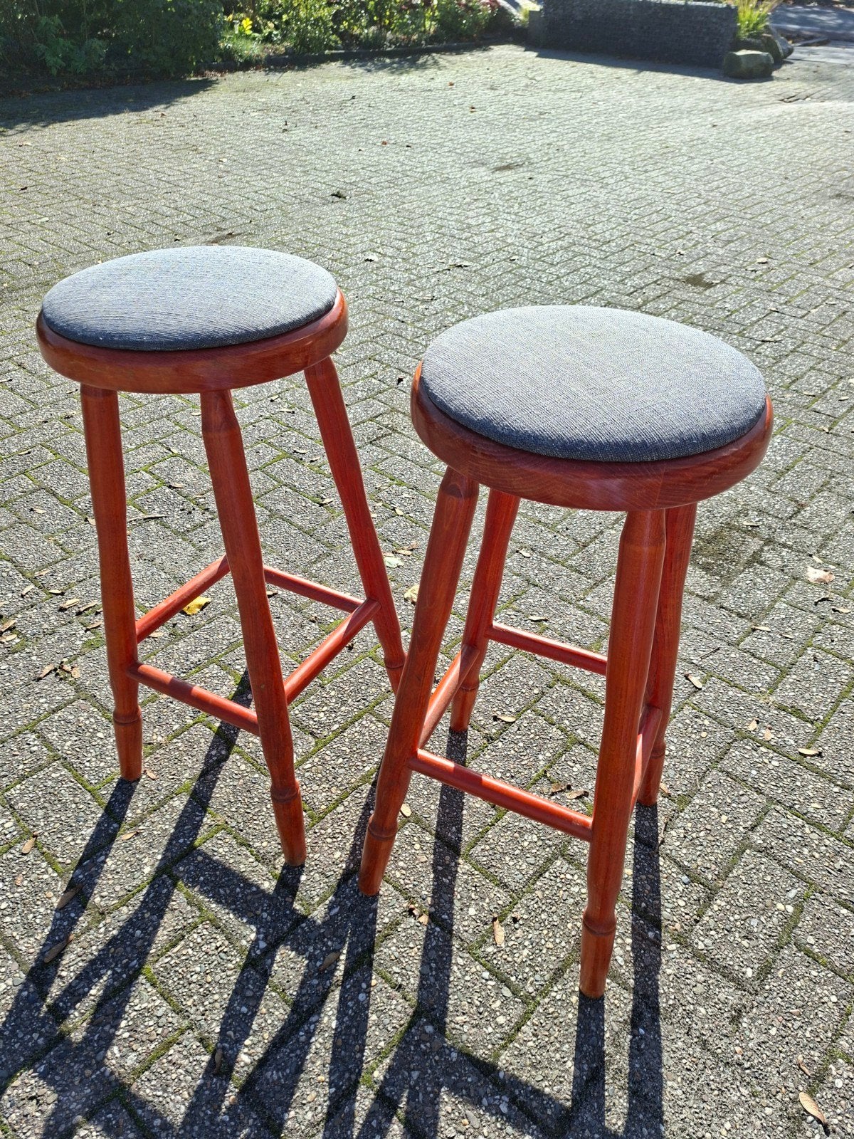 2 mooie barkrukken, 2 krukken, Ophalen, Gebruikt, 60 tot 90 cm