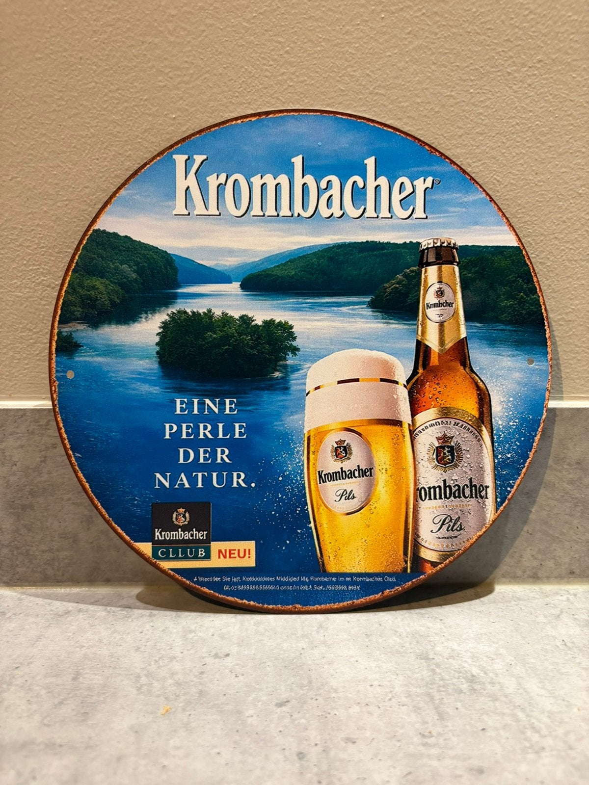 Mancave Bar Café Wanddecoratie metalen bordje Krombacher, Ophalen of Verzenden, Zo goed als nieuw, Reclamebord, Plaat of Schild