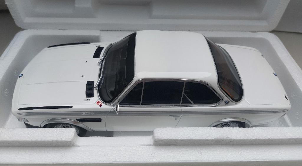 Ottomobile 1:18 BMW 3,0 CSL Chamonix White 1972 nieuw, Ophalen of Verzenden, Nieuw, Auto, OttOMobile