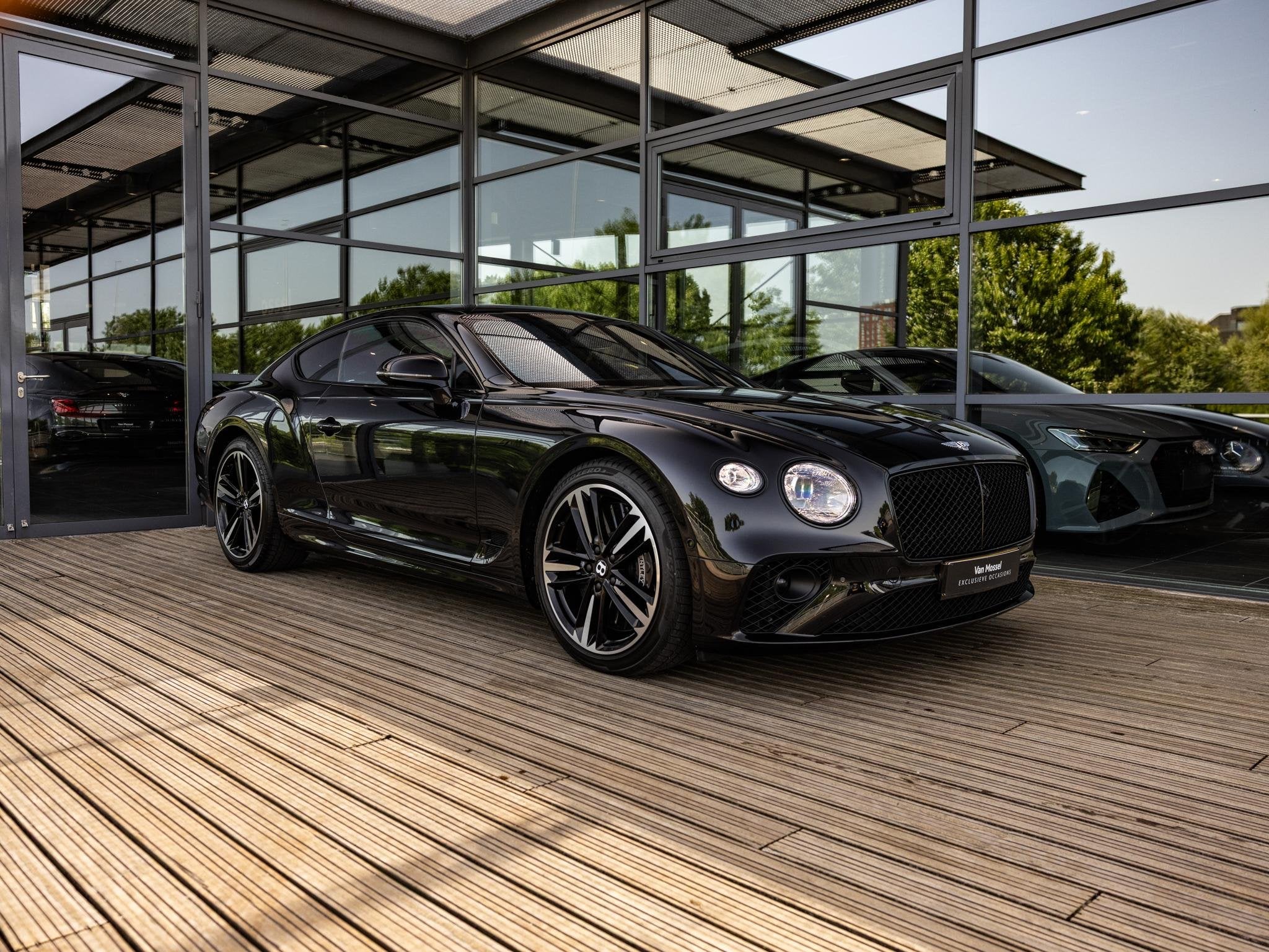 Bentley Continental GT 4.0 V8 S | ROTATING DISPLAY | NAIM SO, Auto's, 12 maanden, Gebruikt, Zwart, 2140 kg