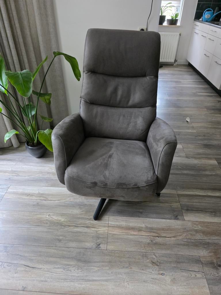 Mooie luxe relax fauteuil in mooie staat., Ophalen, 50 tot 75 cm