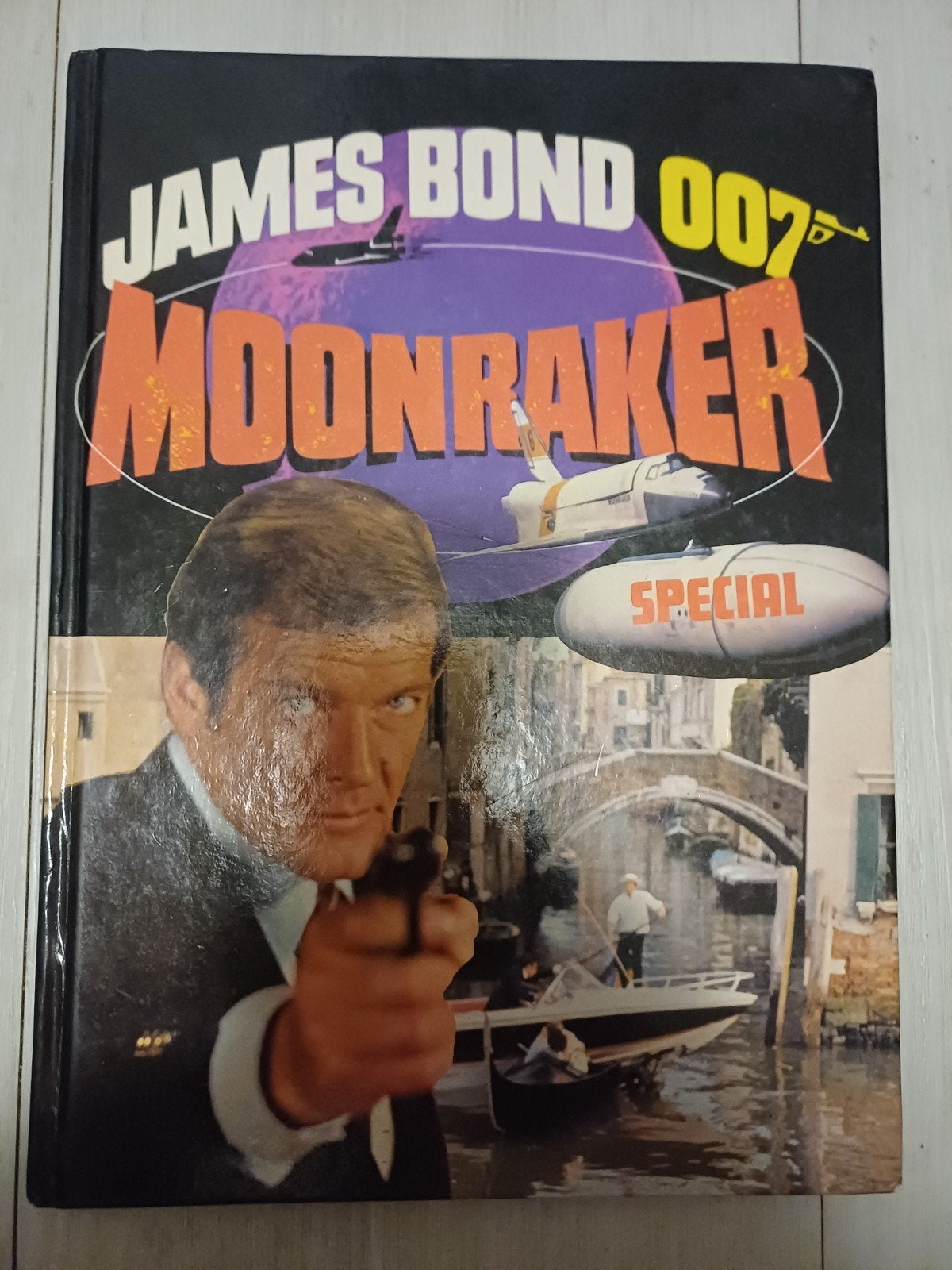 James Bond 007 Moonraker Special Boek (1979), Ophalen of Verzenden