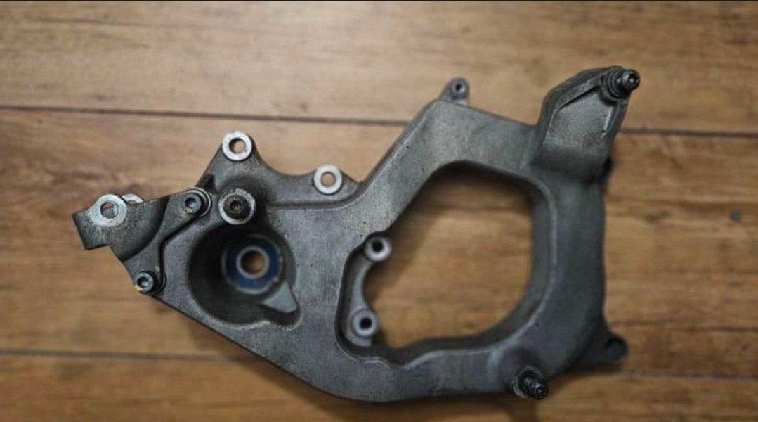 Fusee / uitlaat steun Piaggio mp3 Yourban / hpe 300
€50

Zie, Ophalen of Verzenden