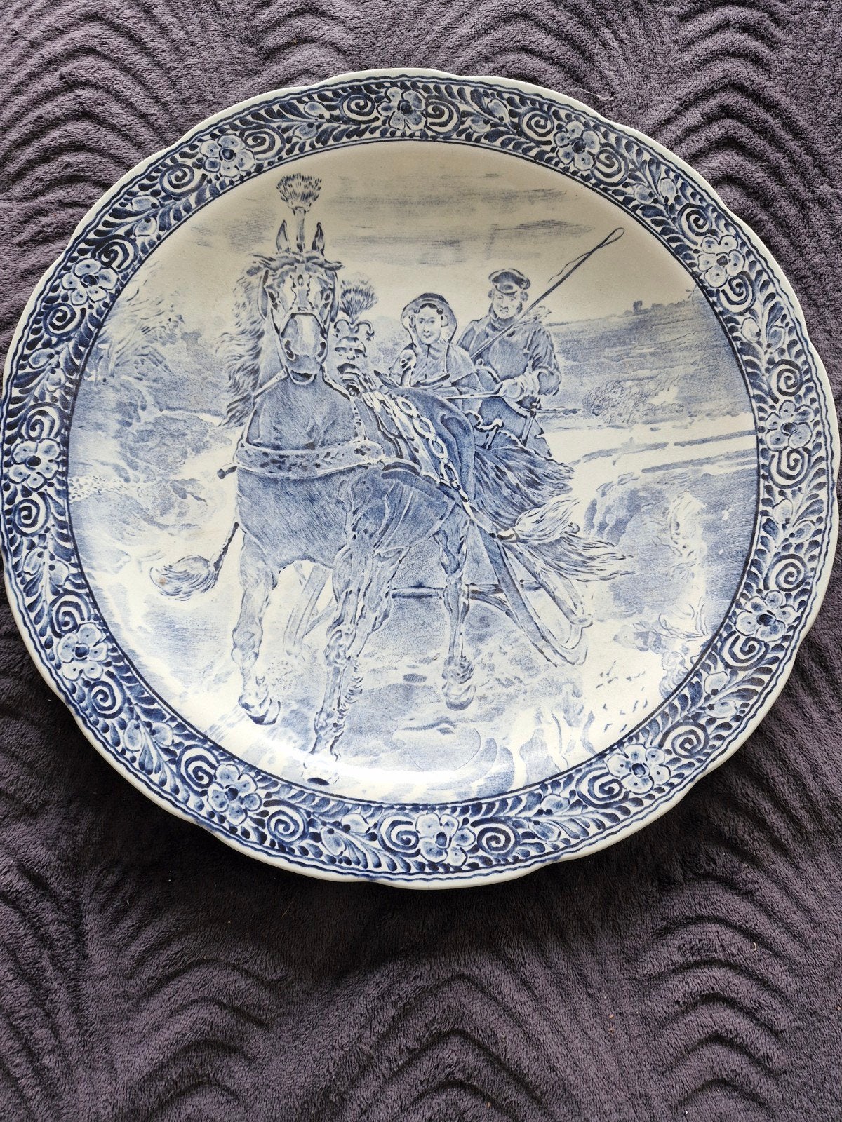 Delftsblauw bord paard en wagen, Ophalen