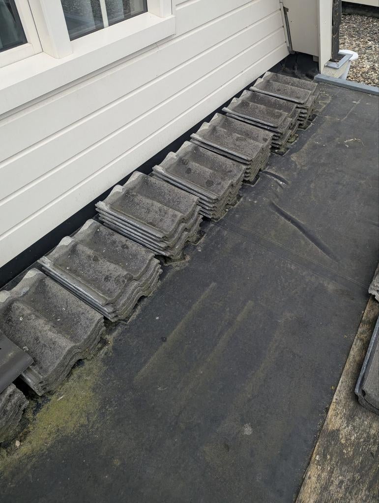Ca. 80 gebruikte sneldek dakpannen, Ophalen, Gebruikt, Steen of Klei, 5 tot 10 m²