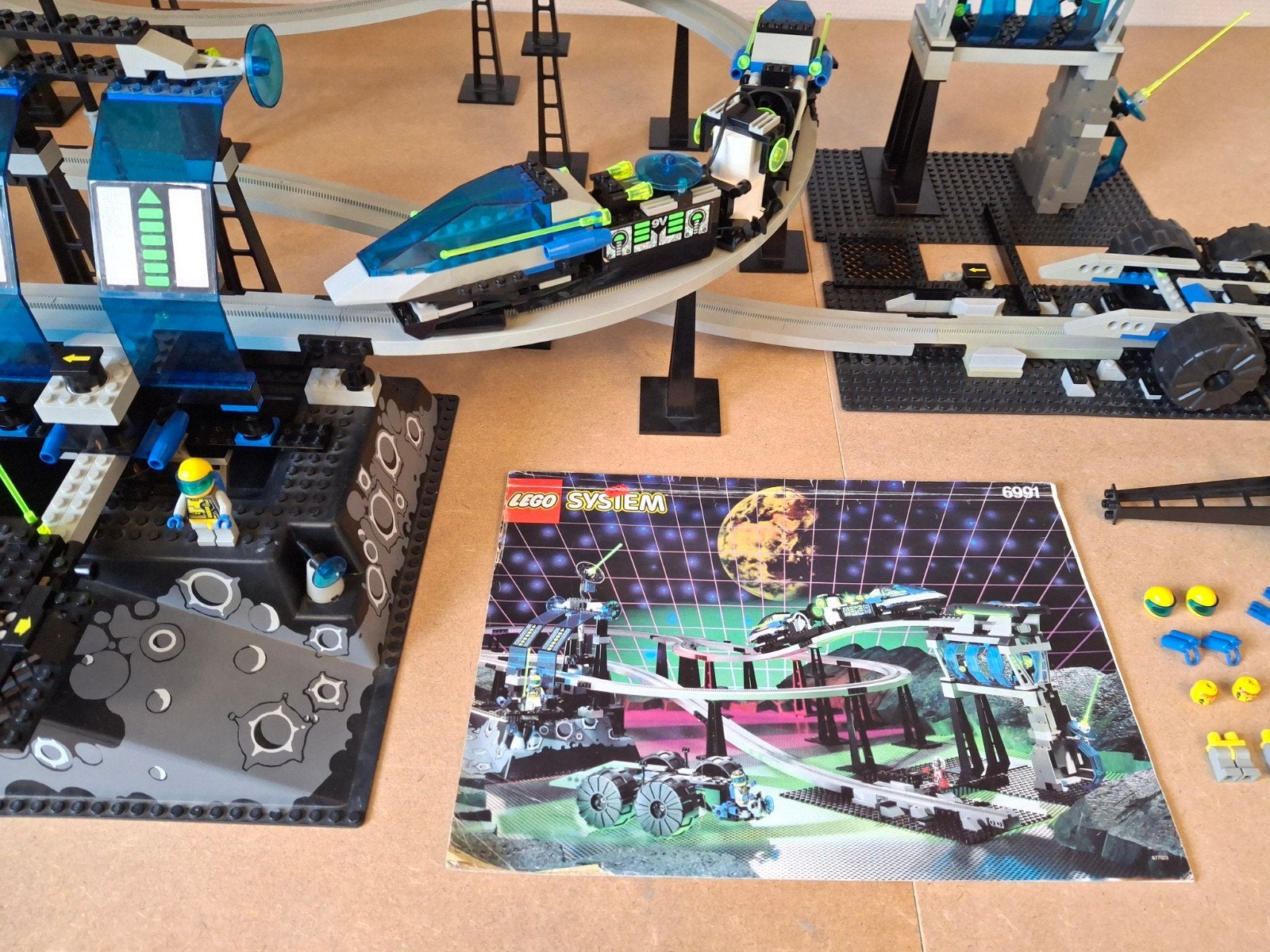 Lego 6991 Monorail Transport Base. Jaren 90 Unitron Space, Lego, 33 Bath Road, Slough, UK, Lego, Ophalen of Verzenden
