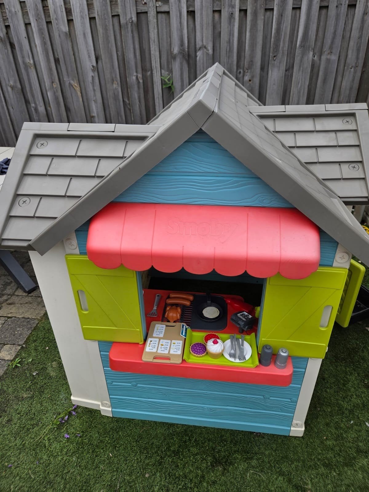 Smoby Speelhuisje met Keuken en Accessoires, Kinderen en Baby's, Speelgoed | Buiten | Speelhuisjes, Ophalen, Gebruikt, Kunststof