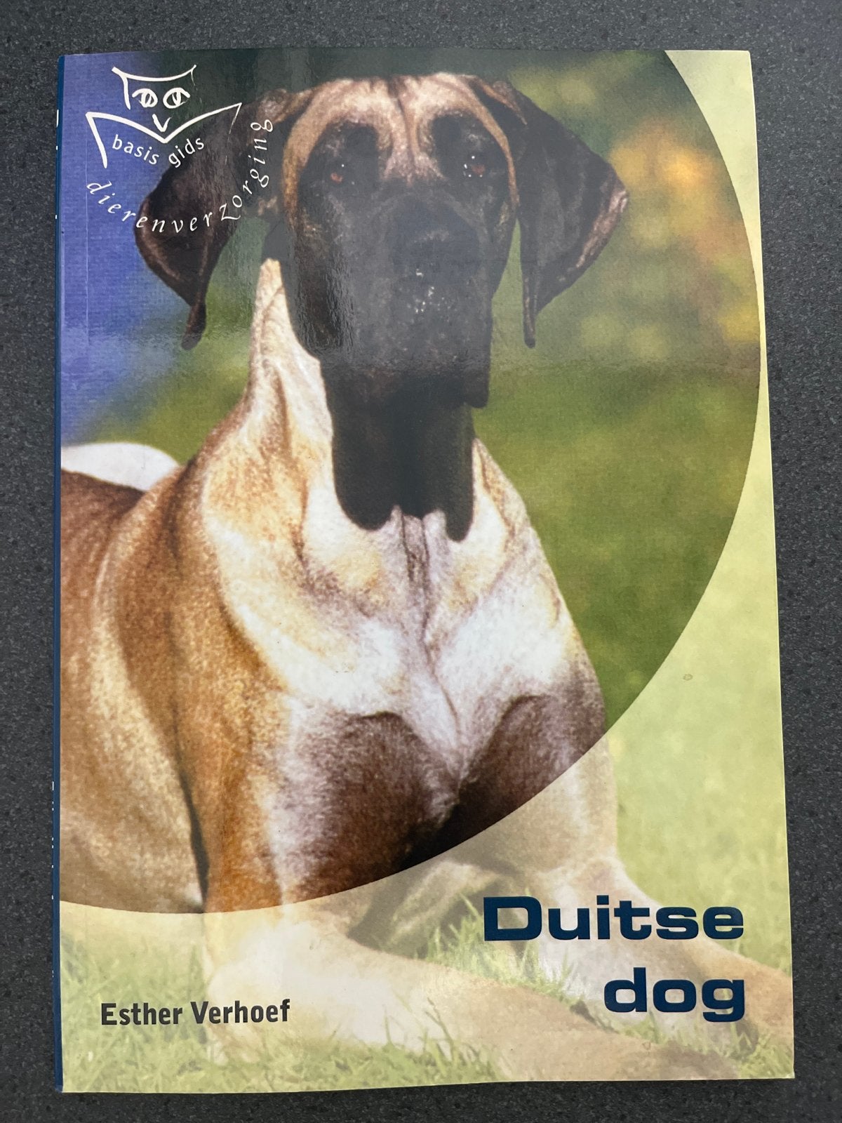 Basisgids Dierenverzorging: Duitse Dog door Esther Verhoef, Ophalen of Verzenden, Gelezen, Honden