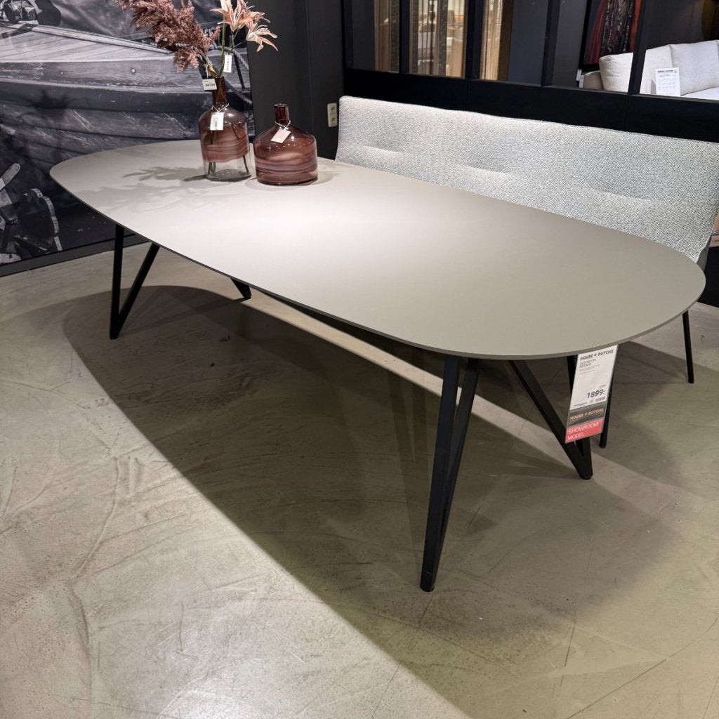 Eettafel DUTCHZ 110 - 260x105 - Tonvormig Grijs - House of, Niet ingevuld, Niet ingevuld, Niet ingevuld