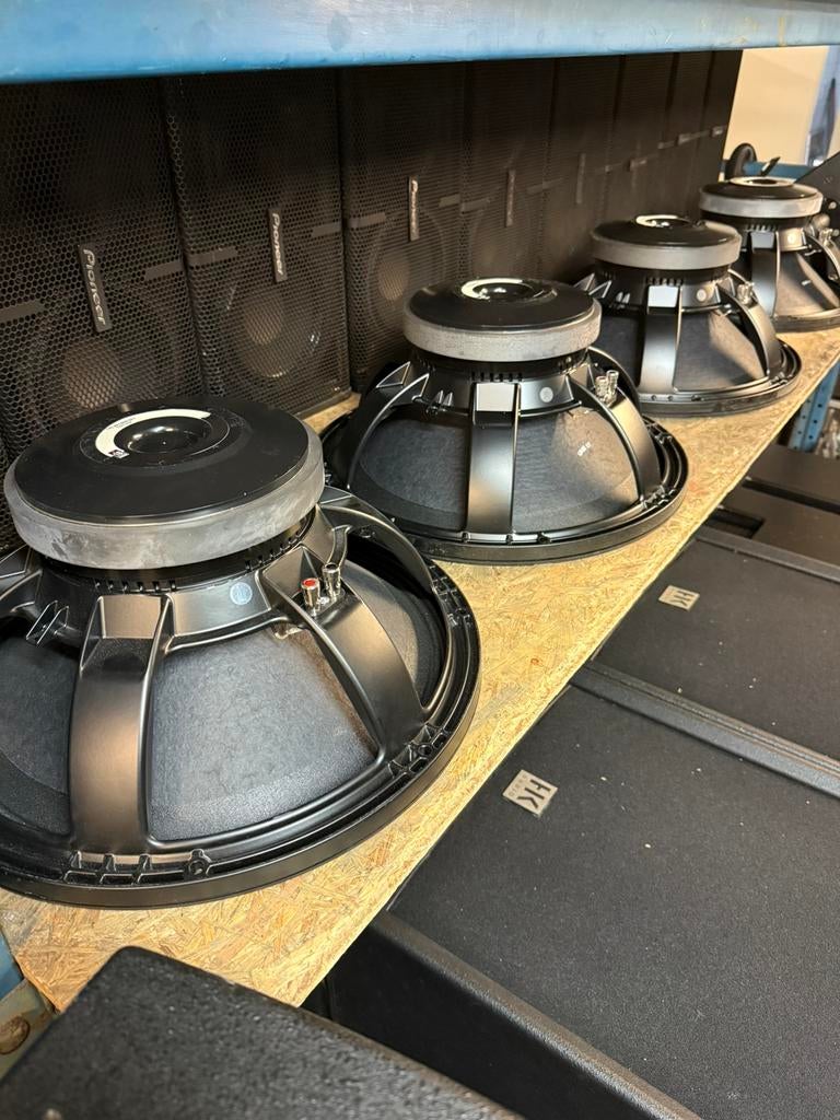 Eighteensound / 18SOUND woofers 18LW1400 (4), Audio, Tv en Foto, Luidsprekers, Ophalen, 120 watt of meer, Front, Rear of Stereo speakers