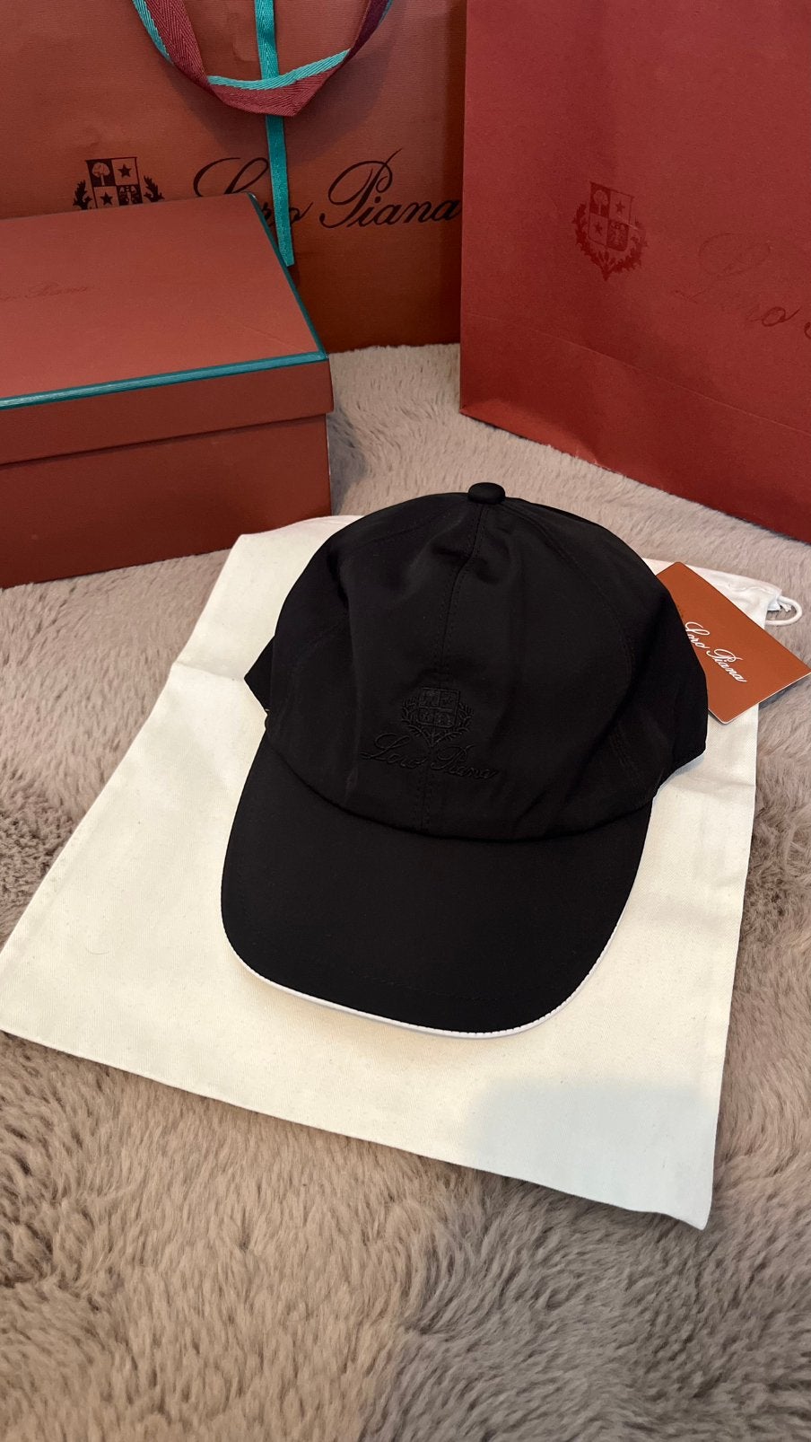 Loro Piana Petjes Zwart, Ophalen of Verzenden, Nieuw, Pet