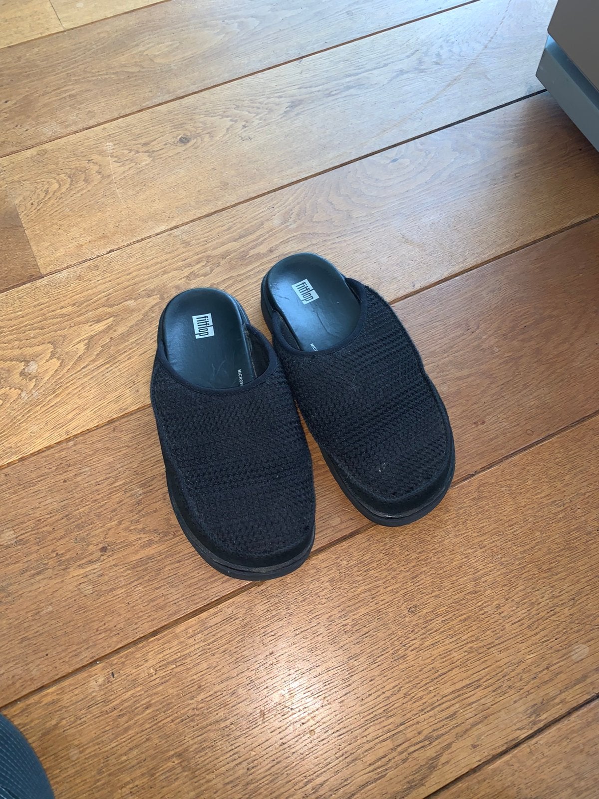 Fitflop zwarte slippers/muiltjes maat 38 nieuw staat, Kleding | Dames, Schoenen, Slippers, Zwart, Ophalen of Verzenden, Zo goed als nieuw