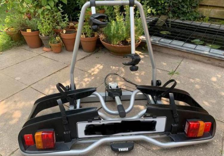 TE HUUR fietsendrager Thule 916e, Ophalen, Zo goed als nieuw