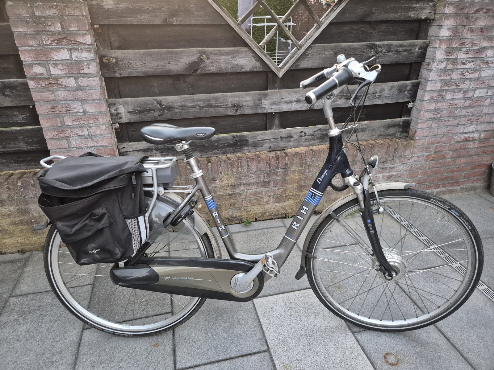 RIH Omega E-bike - voor onderdelen of handig iemand, Gebruikt, 51 tot 55 cm, 30 tot 50 km per accu, Ophalen
