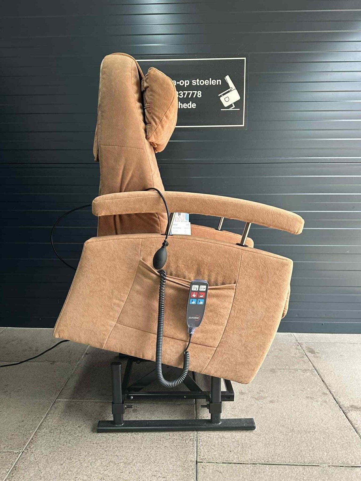 Sta op stoel merk fitform, Minder dan 75 cm, Ophalen of Verzenden, Zo goed als nieuw, Stof