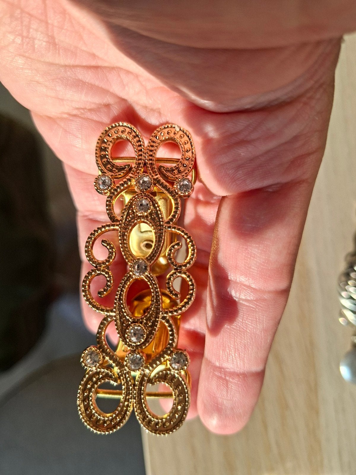 Mooie vest broches goudkleurig en zilverkleurig, Overige materialen, 4 tot 7 cm, Nieuw, Ophalen of Verzenden