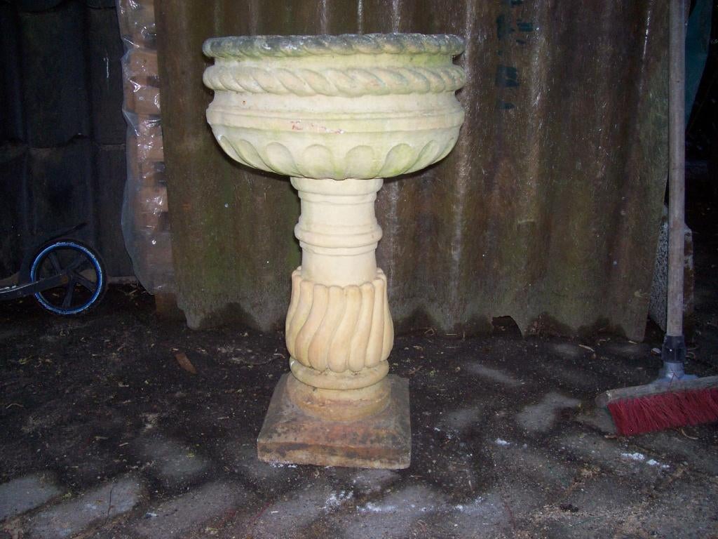Betonnen tuinvaas 70cm hoog 45 cm doorsnee, Tuin en Terras, Ophalen, Gebruikt, Rond, 60 tot 100 cm
