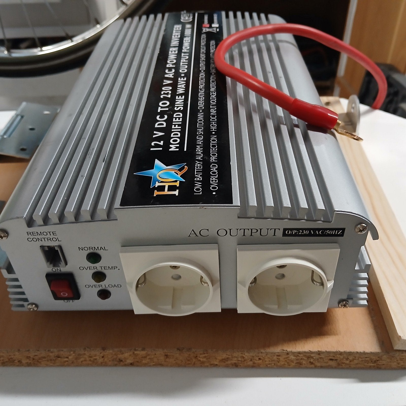 HQ Omvormer 12V DC naar 230V AC, 1000W Modified Sinewave, Ophalen of Verzenden, Gebruikt