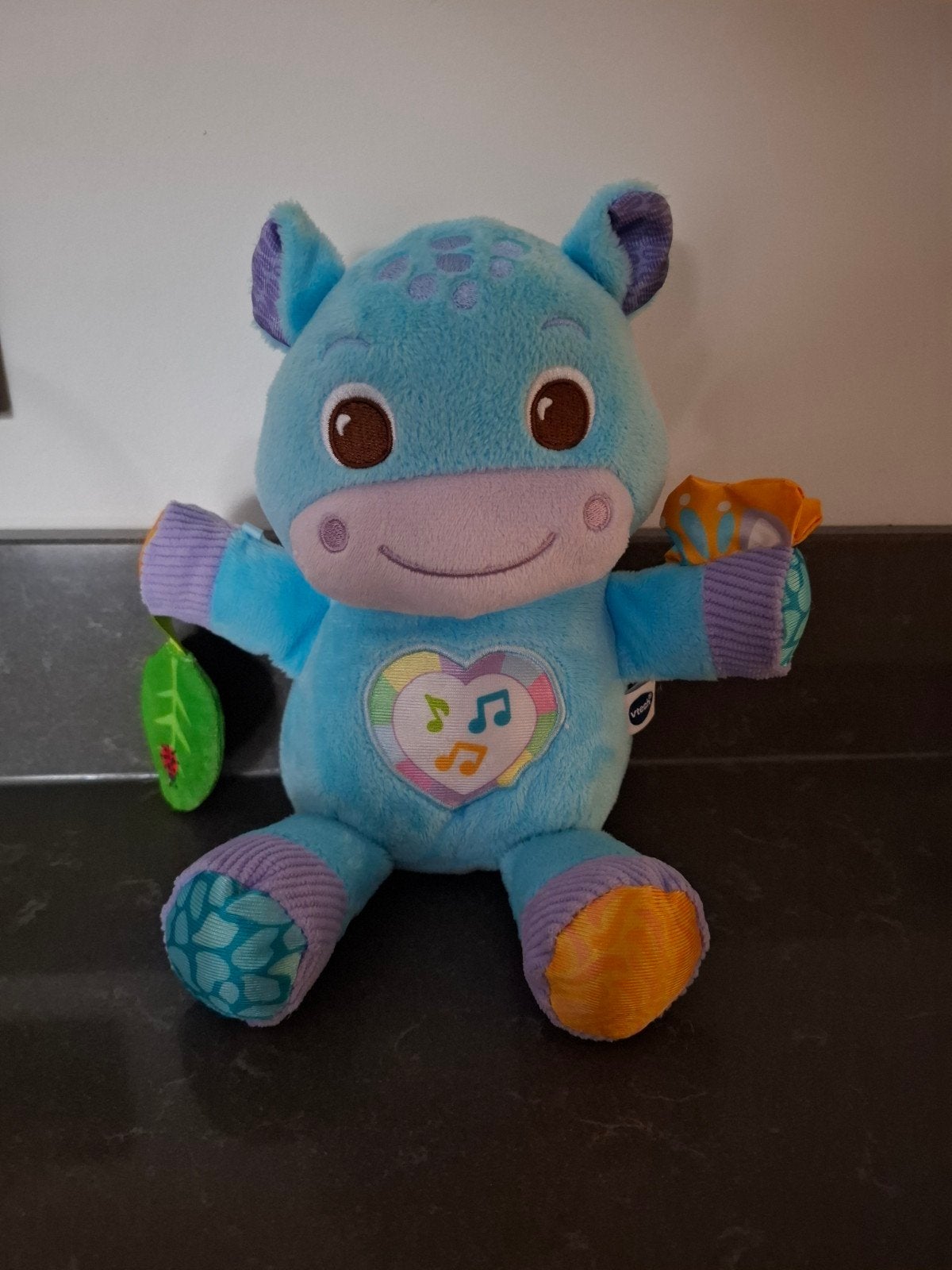 VTech Nijlpaard Knuffel met Geluid en Licht, Overige merken, Overige karakters, Blauw, Ophalen of Verzenden