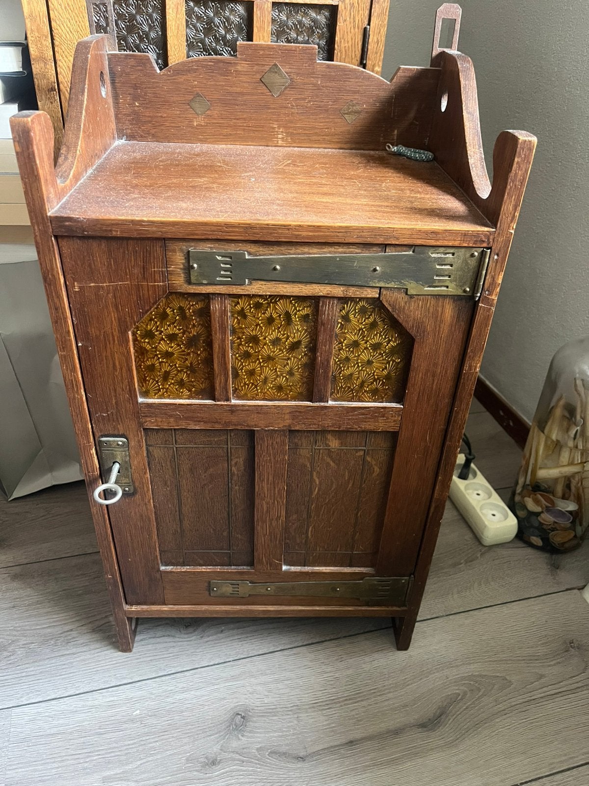 Vintage kastje, Ophalen