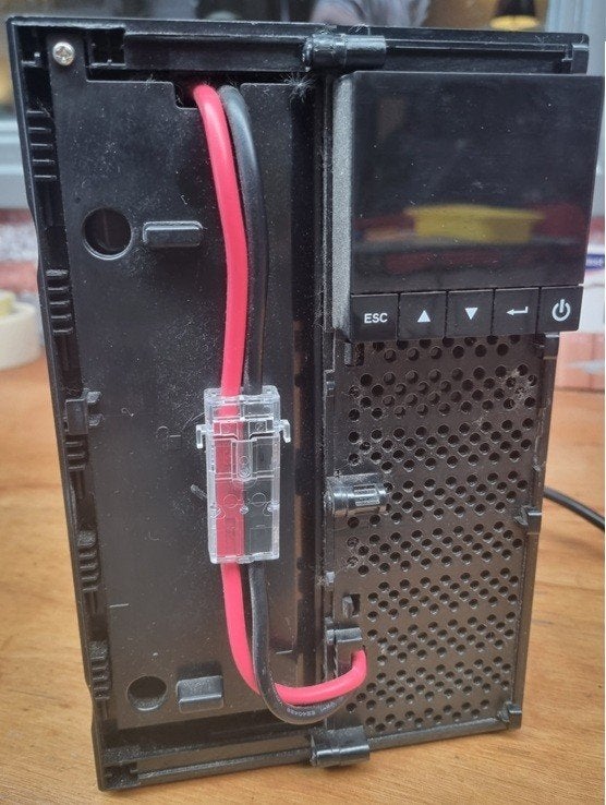 HP Noodstroomvoorziening (APC) T1500 G5 Intl Tower UPS, Ophalen, Zo goed als nieuw