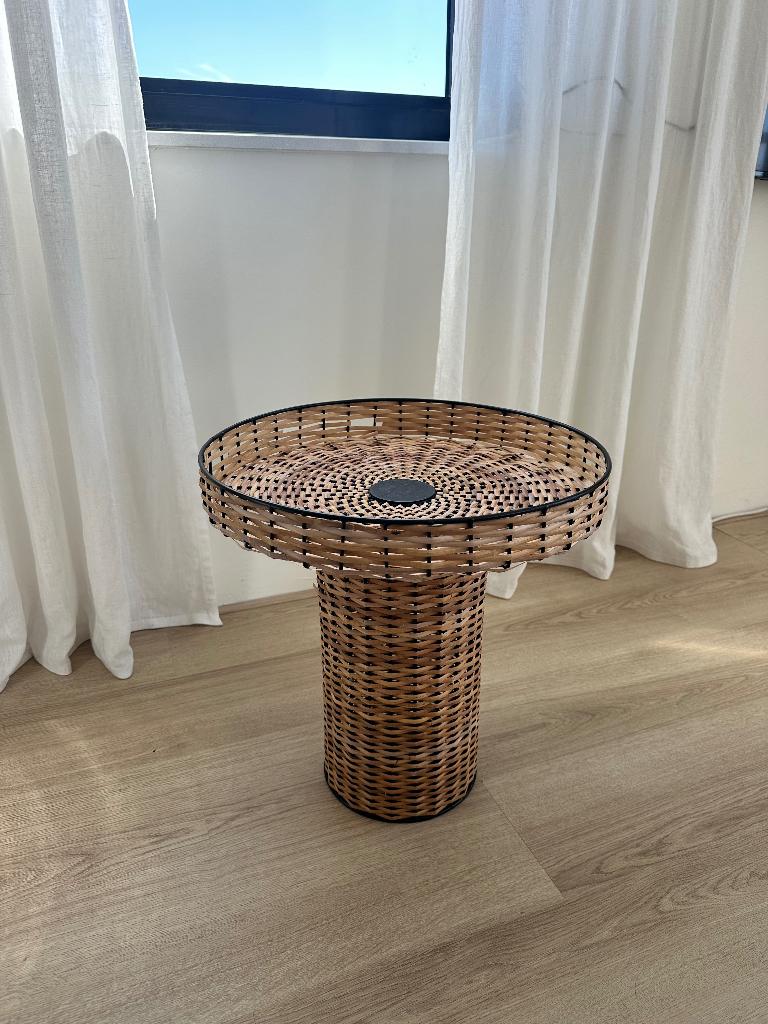 Bijzettafeltje rotan, Huis en Inrichting, Tafels | Bijzettafels, 45 tot 60 cm, Overige materialen, Minder dan 55 cm, Gebruikt