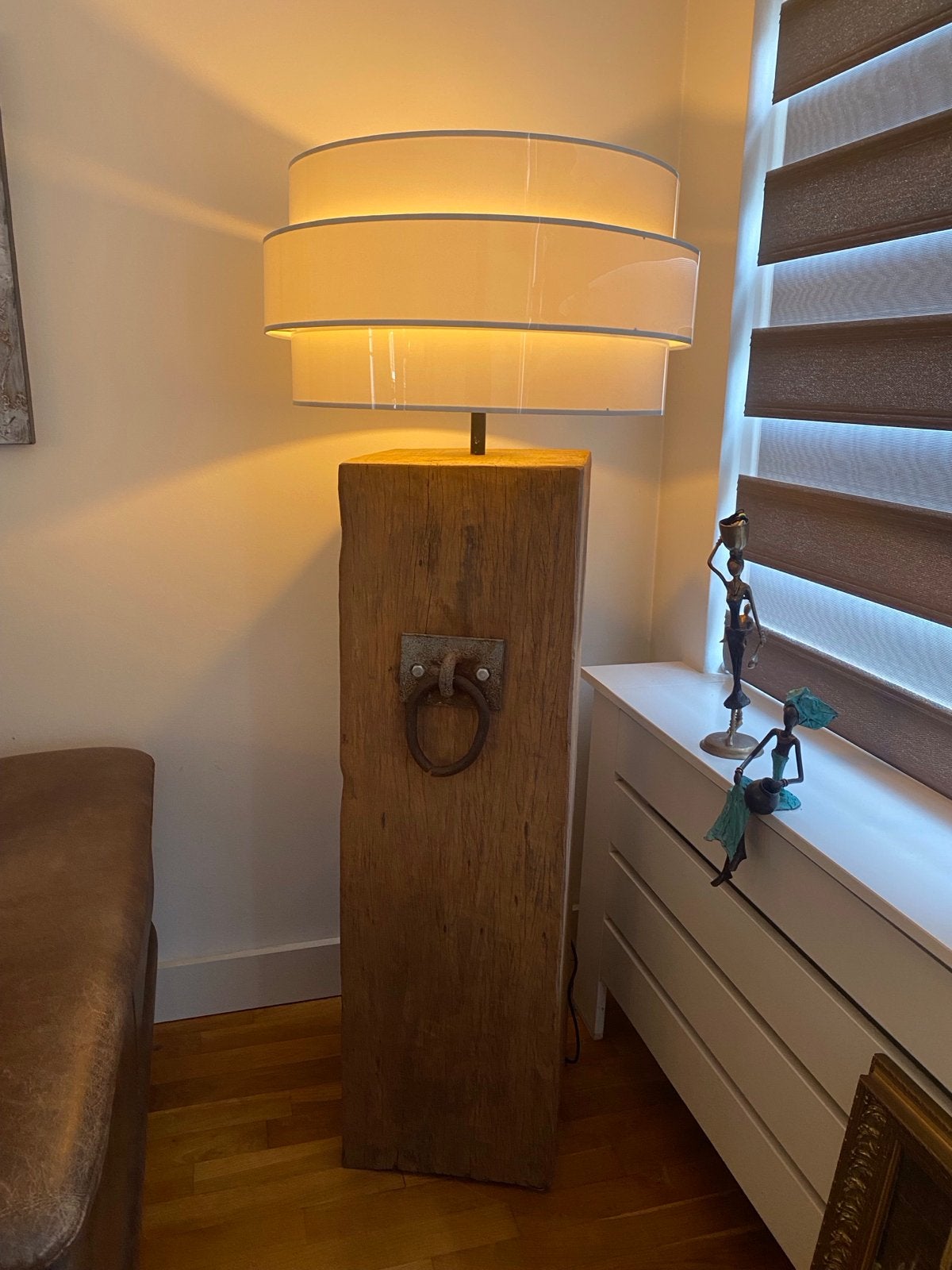 Robuuste meerpaal lamp met design kap, Gebruikt, 100 tot 150 cm, Hout, E27 (groot)