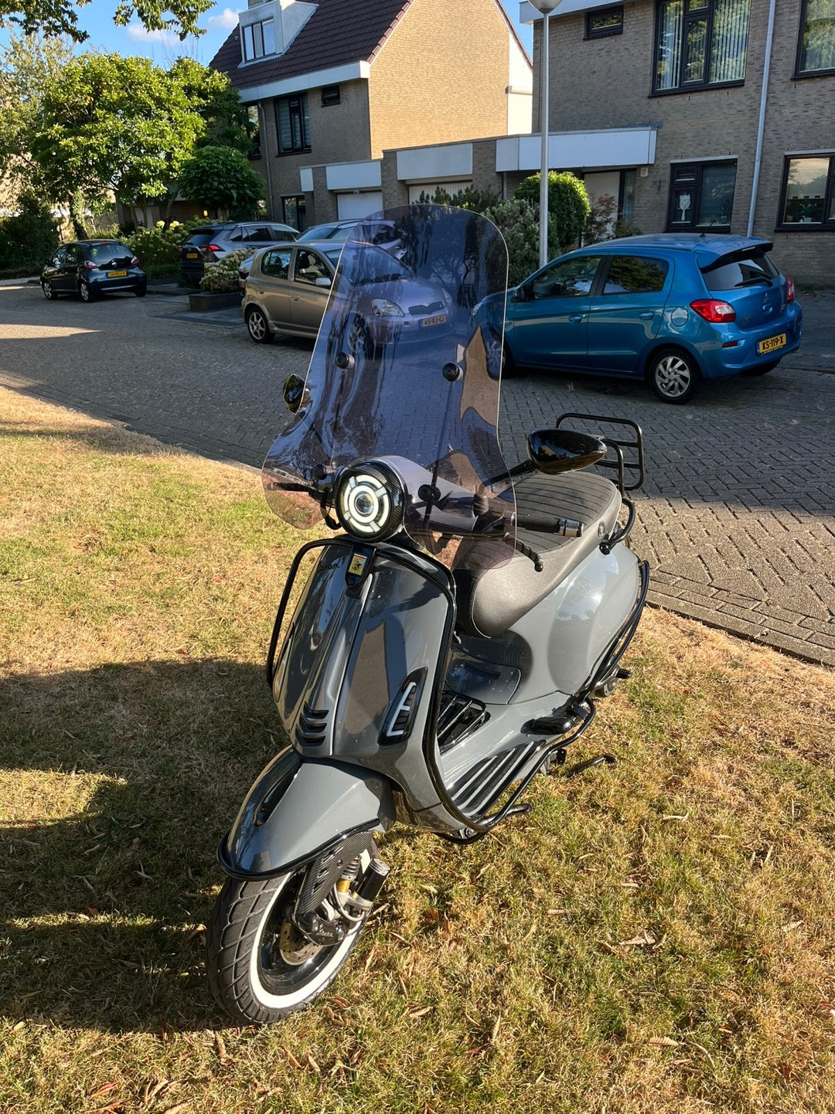 Vespa Primavera, Ophalen of Verzenden, Zo goed als nieuw, Benzine, Overige modellen