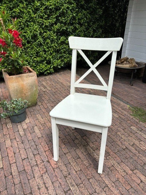 Stoel Ingolf wit 4 stuks, Huis en Inrichting, Ophalen, Wit, Zo goed als nieuw, Vier