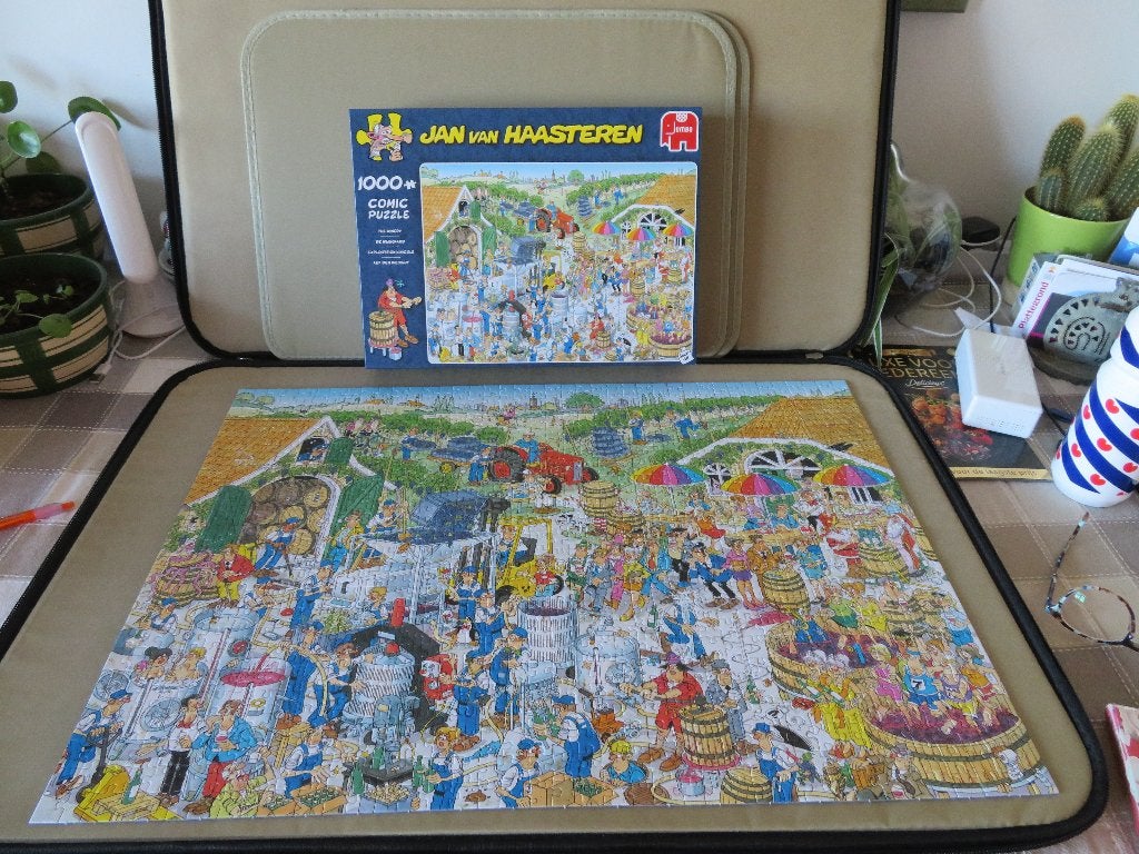 Jan van Haasteren: De Wijngaard 1000 stukjes, Ophalen of Verzenden, 500 t/m 1500 stukjes, Zo goed als nieuw, Legpuzzel